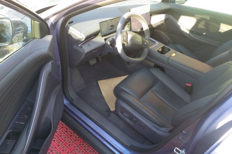 Used Nissan N6 2026 Model 180 Max Driver Seat