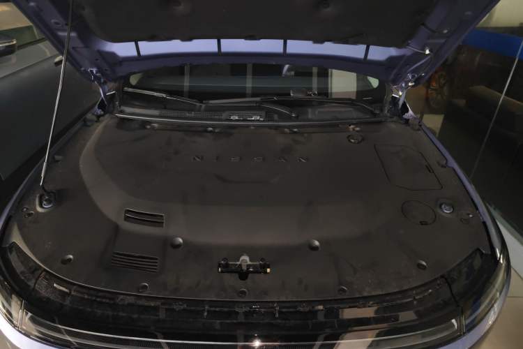 Used Nissan N6 2026 Model 180 Max Engine Bay