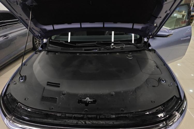 Used Nissan N6 2026 Model 180 Max Engine Bay