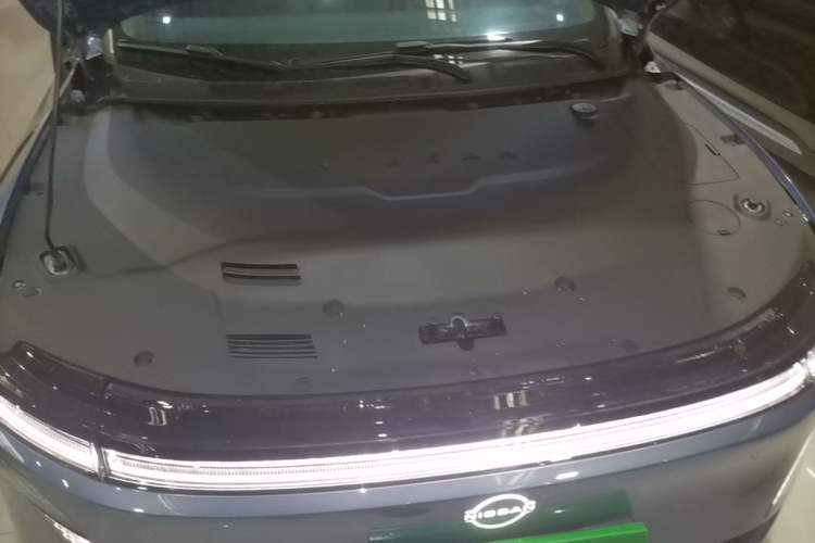 Used Nissan N6 2026 Model 180 Max Engine Bay