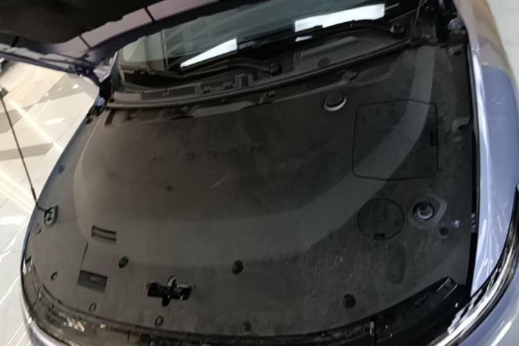 Used Nissan N6 2026 Model 180 Max Engine Bay