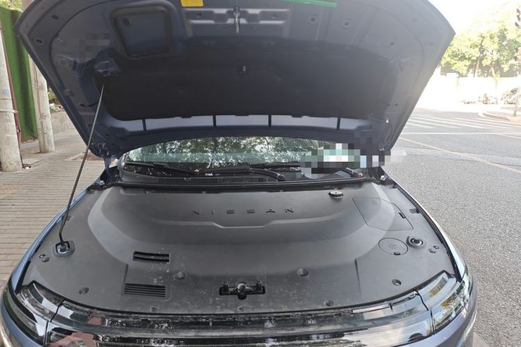 Used Nissan N6 2026 Model 180 Max Engine Bay