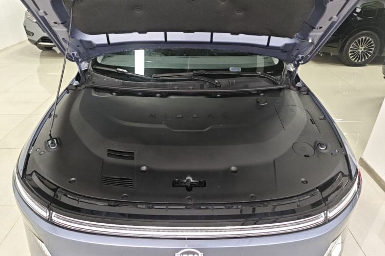Used Nissan N6 2026 Model 180 Max Engine Bay