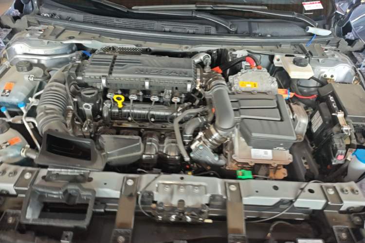 Used Nissan N6 2026 Model 180 Max+ Engine Bay
