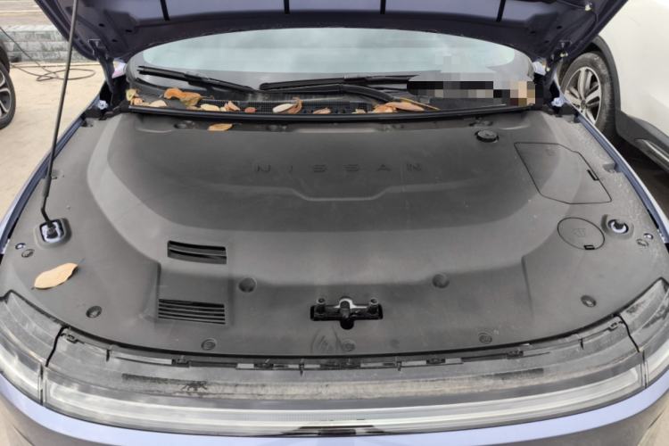 Used Nissan N6 2026 Model 180 Max Engine Bay