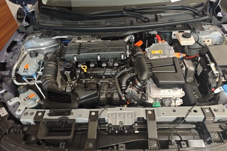 Used Nissan N6 2026 Model 180 Max Engine Bay