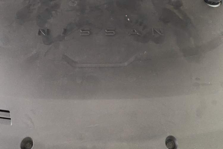 Used Nissan N6 2026 Model 180 Max Engine Bay