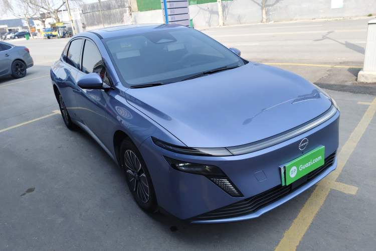 Used Nissan N6 2026 Model 180 Max Exterior 1