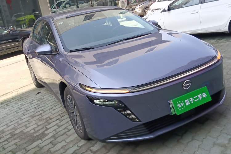 Used Nissan N6 2026 Model 180 Max Exterior 1