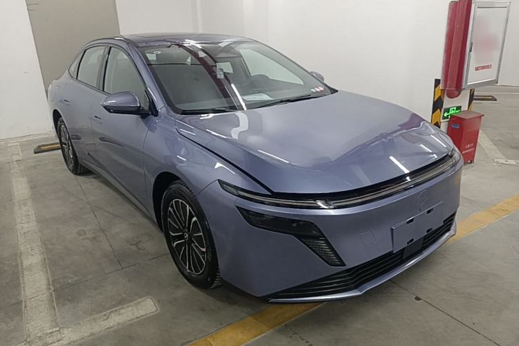 Used Nissan N6 2026 Model 180 Max Exterior 1