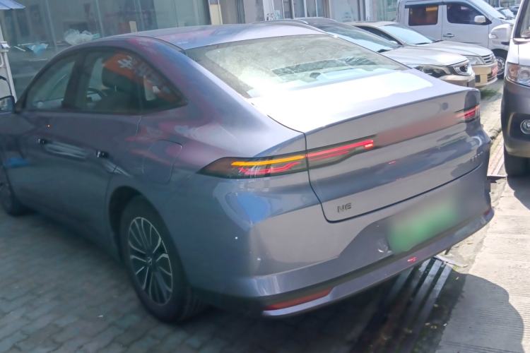 Used Nissan N6 2026 Model 180 Max Exterior 2