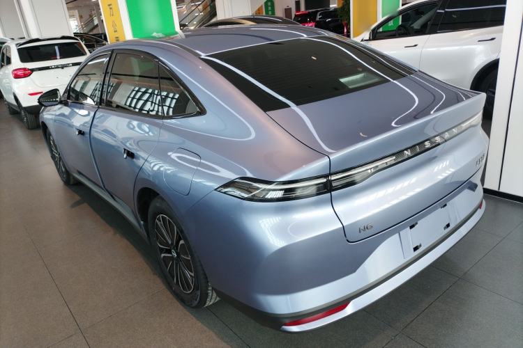 Used Nissan N6 2026 Model 180 Max Exterior 2
