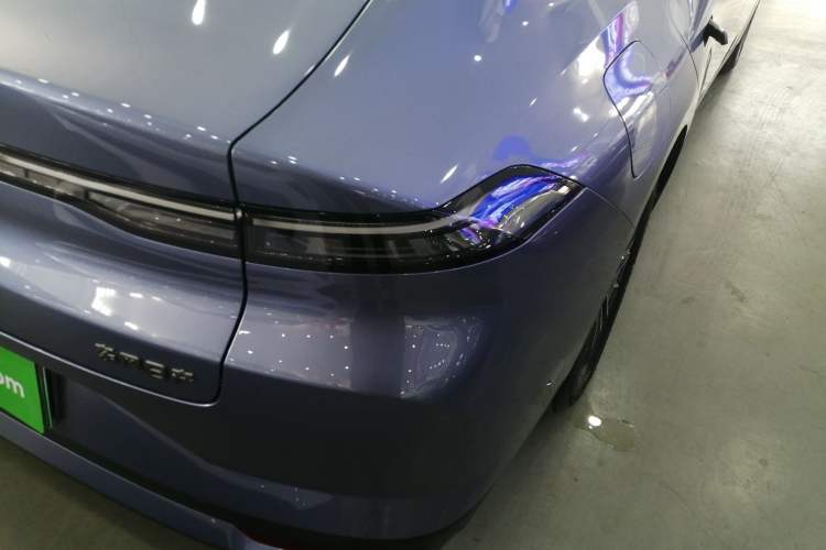 Used Nissan N6 2026 Model 180 Max Exterior 3