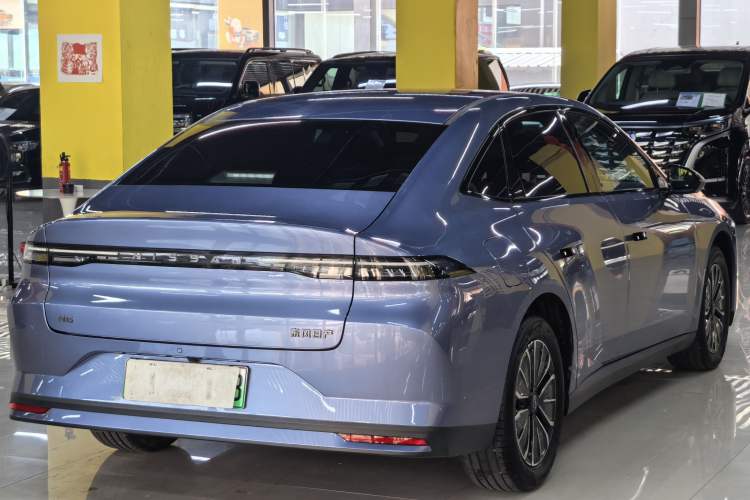 Used Nissan N6 2026 Model 180 Max Exterior 5