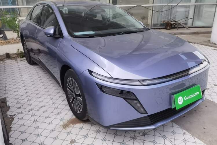 Used Nissan N6 2026 Model 180 Max Front Right 45 Deg