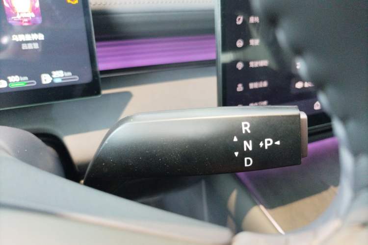 Used Nissan N6 2026 Model 180 Max Gear Lever