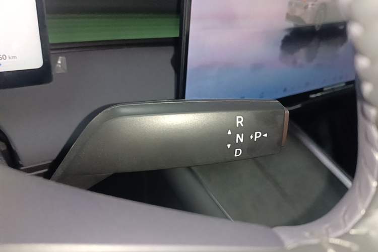 Used Nissan N6 2026 Model 180 Max Gear Lever