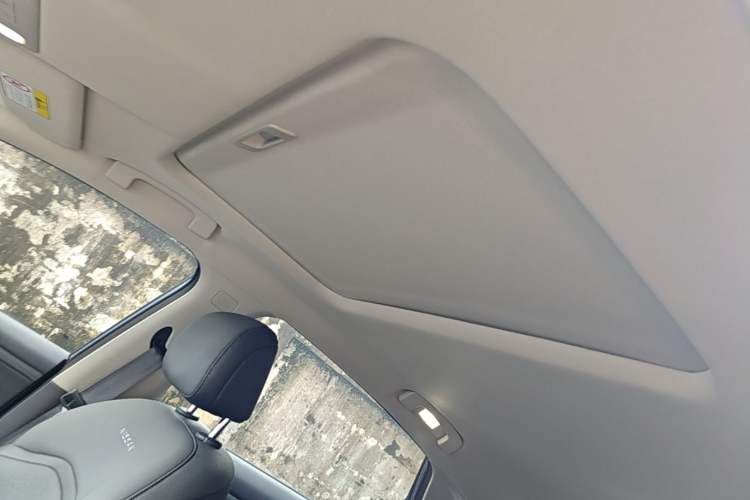 Used Nissan N6 2026 Model 180 Max Headliner