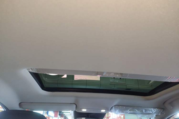 Used Nissan N6 2026 Model 180 Max Headliner