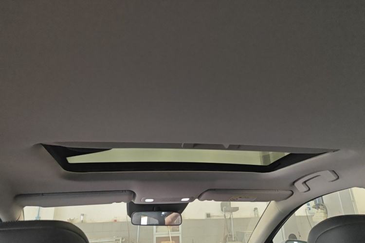 Used Nissan N6 2026 Model 180 Max Headliner