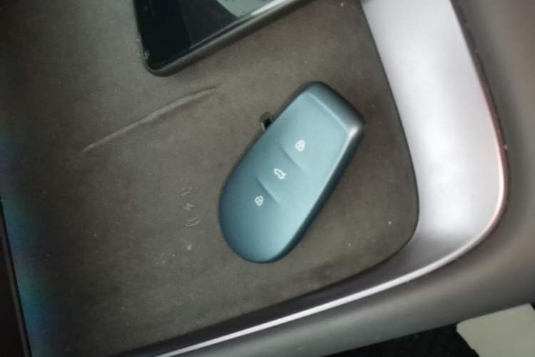 Used Nissan N6 2026 Model 180 Max Interior 1