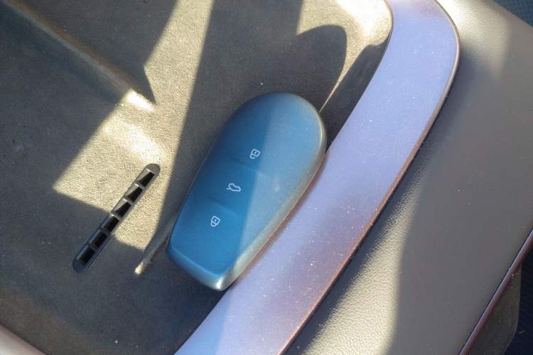 Used Nissan N6 2026 Model 180 Max Interior 1