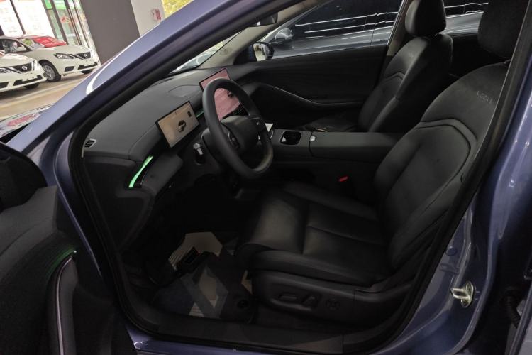 Used Nissan N6 2026 Model 180 Max Left Front Seat
