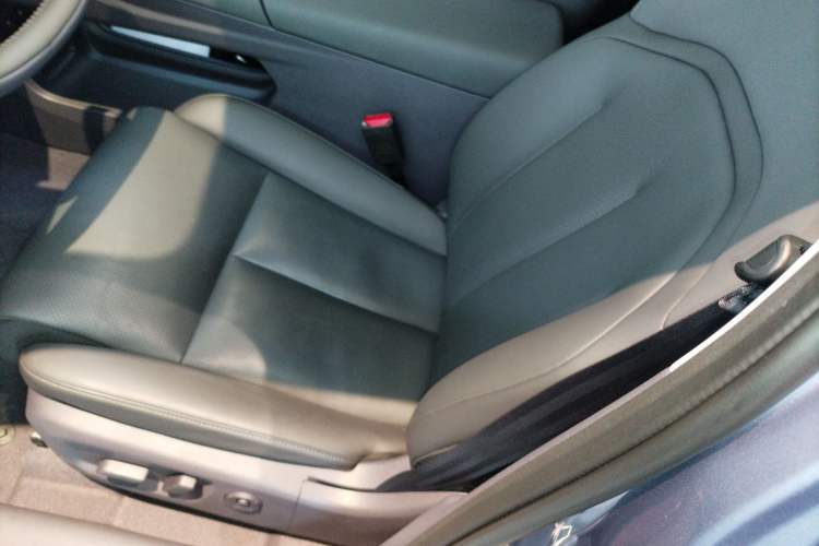 Used Nissan N6 2026 Model 180 Max Left Front Seat