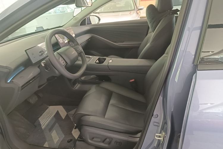 Used Nissan N6 2026 Model 180 Max Left Front Seat