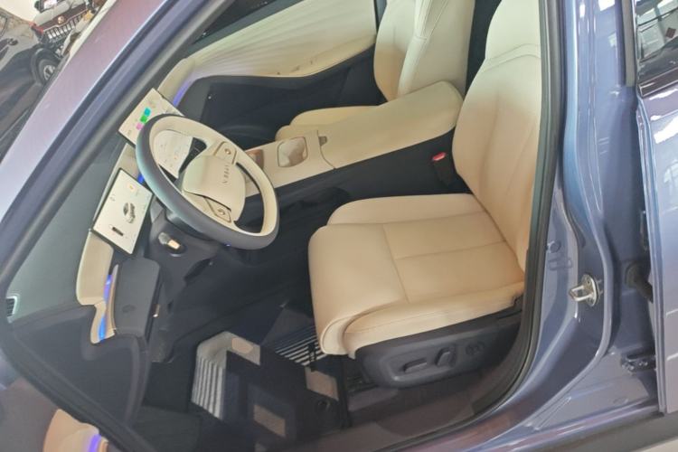 Used Nissan N6 2026 Model 180 Max+ Left Front Seat