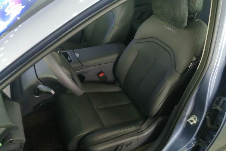 Used Nissan N6 2026 Model 180 Max Left Front Seat