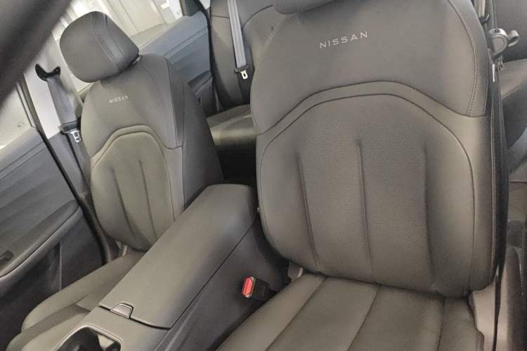 Used Nissan N6 2026 Model 180 Max Left Front Seat