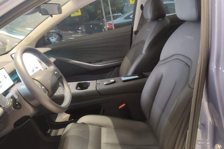 Used Nissan N6 2026 Model 180 Max Left Front Seat