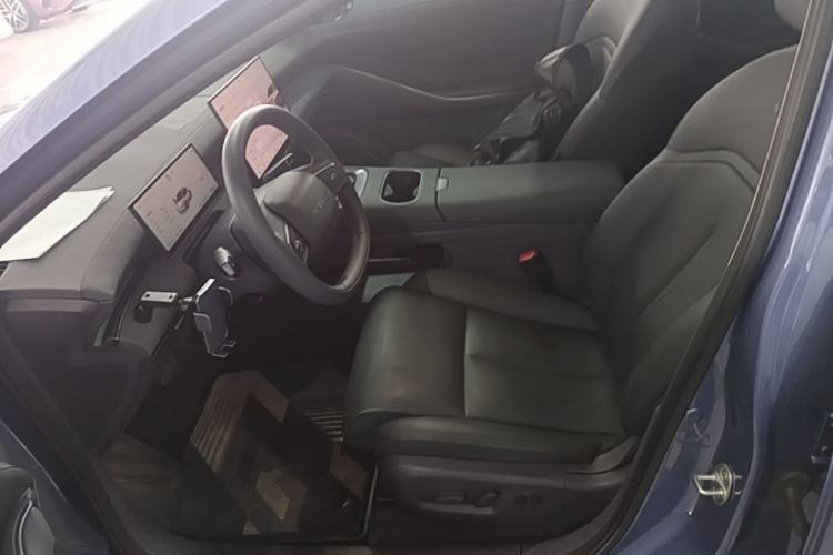 Used Nissan N6 2026 Model 180 Max Left Front Seat