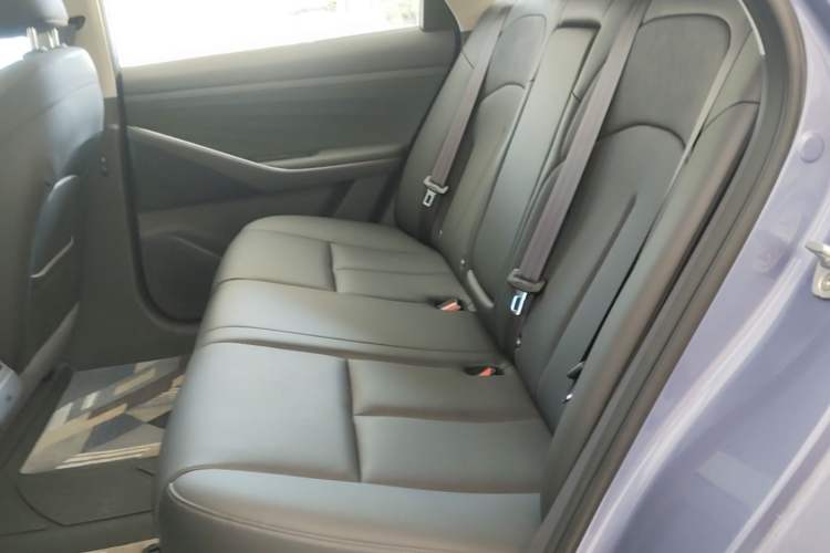 Used Nissan N6 2026 Model 180 Max Left Rear Seat