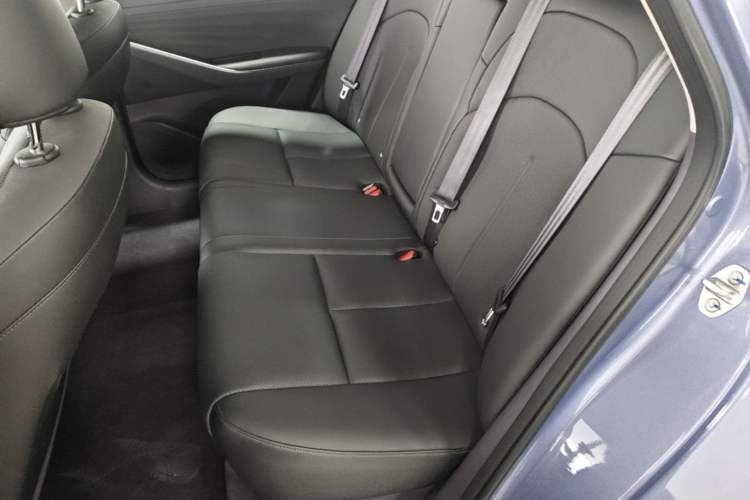 Used Nissan N6 2026 Model 180 Max Left Rear Seat