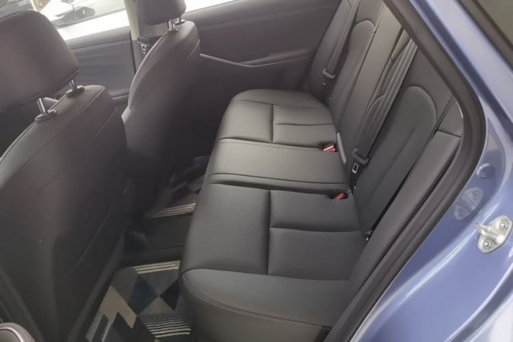 Used Nissan N6 2026 Model 180 Max Left Rear Seat