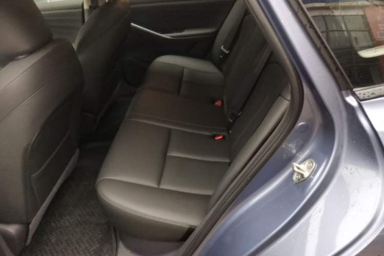 Used Nissan N6 2026 Model 180 Max Left Rear Seat