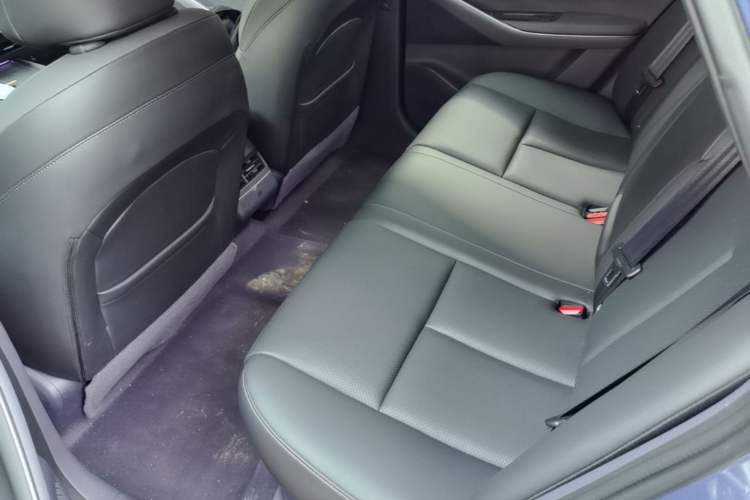 Used Nissan N6 2026 Model 180 Max Left Rear Seat