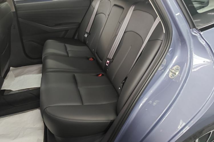 Used Nissan N6 2026 Model 180 Max Left Rear Seat