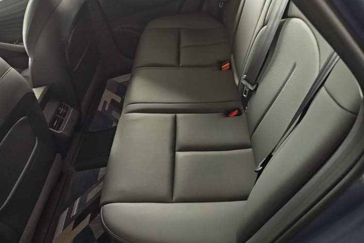 Used Nissan N6 2026 Model 180 Max Left Rear Seat