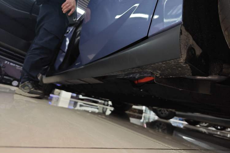 Used Nissan N6 2026 Model 180 Max Left Side Sill
