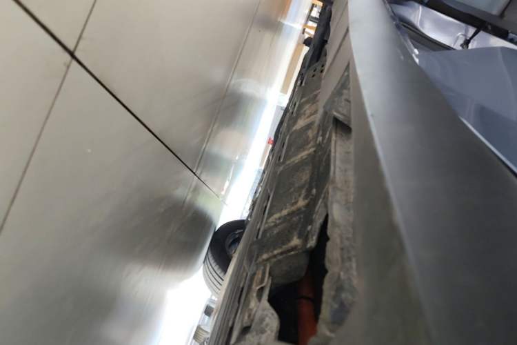 Used Nissan N6 2026 Model 180 Max Left Side Sill