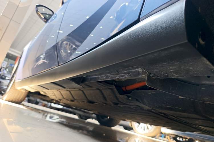 Used Nissan N6 2026 Model 180 Max Left Side Sill