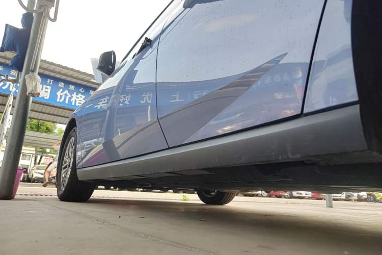 Used Nissan N6 2026 Model 180 Max Left Side Sill