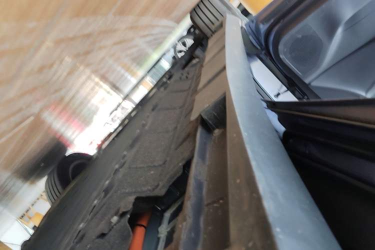 Used Nissan N6 2026 Model 180 Max Left Side Sill