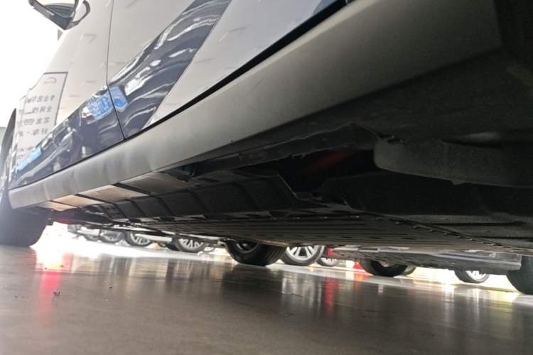 Used Nissan N6 2026 Model 180 Max Left Side Sill