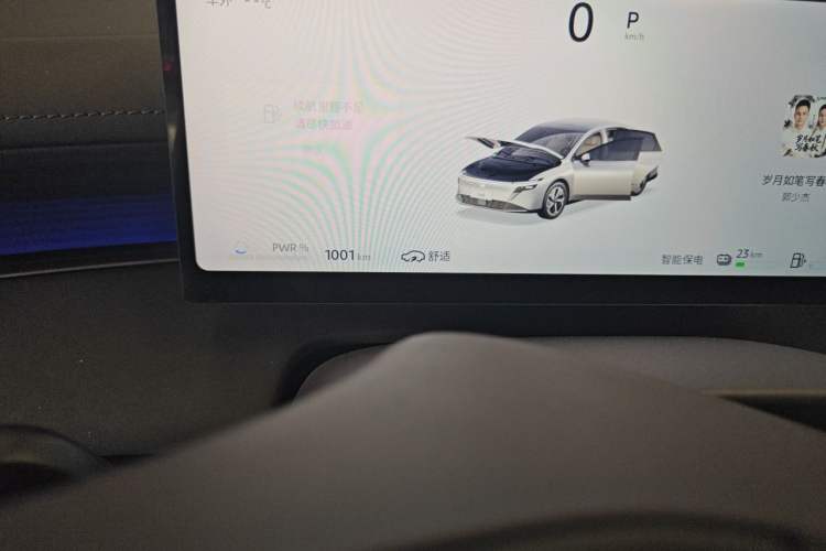 Used Nissan N6 2026 Model 180 Max Odometer Close Up