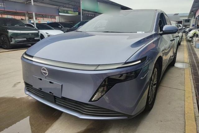 Used Nissan N6 2026 Model 180 Max