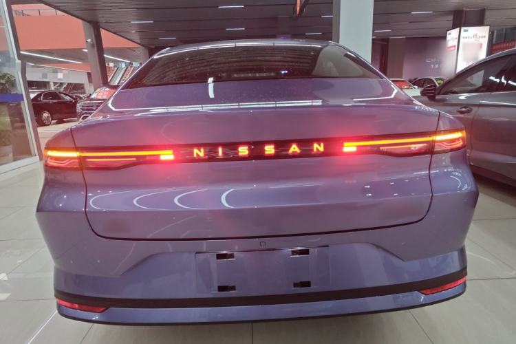 Used Nissan N6 2026 Model 180 Max Rear